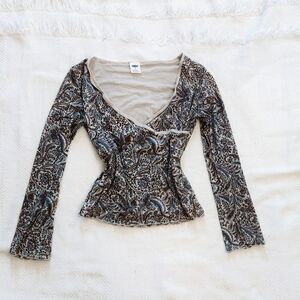 Paisley V-Neck Print Blouse
